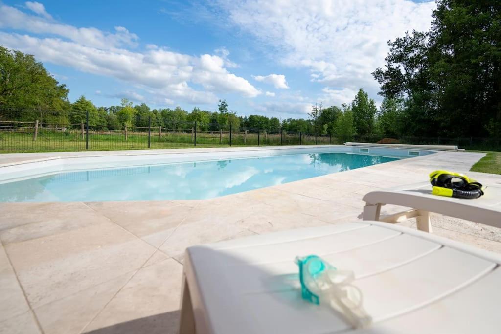 Sevremoine L'Evasion En Pierre Piscine Et Etang Prive 빌라 외부 사진